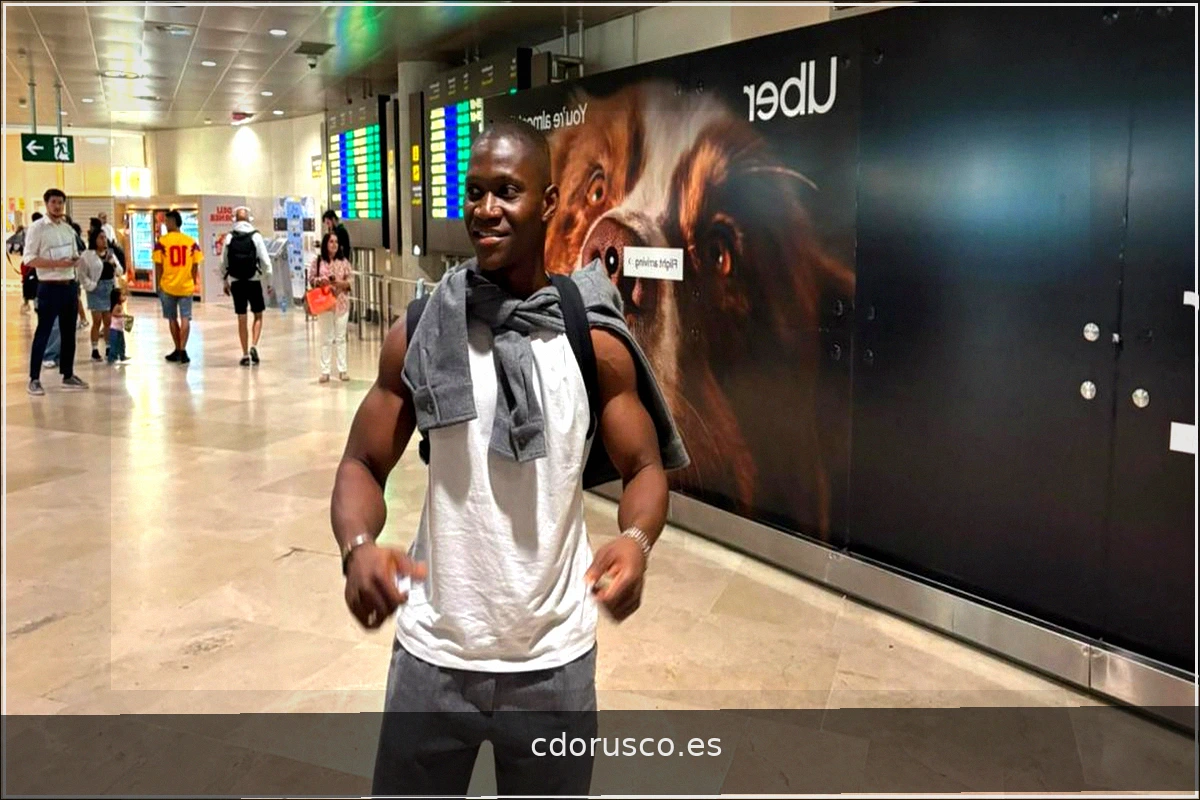Valencia CF oficializa la llegada de Aliou Dieng hasta 2028